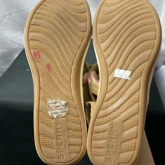 SPERRY TO SIDER WO SIZE 8 GOLD THONG SANDAL ADJ ANKLE STRAP HOOK LOOP CLOSE - Picture 9 of 12